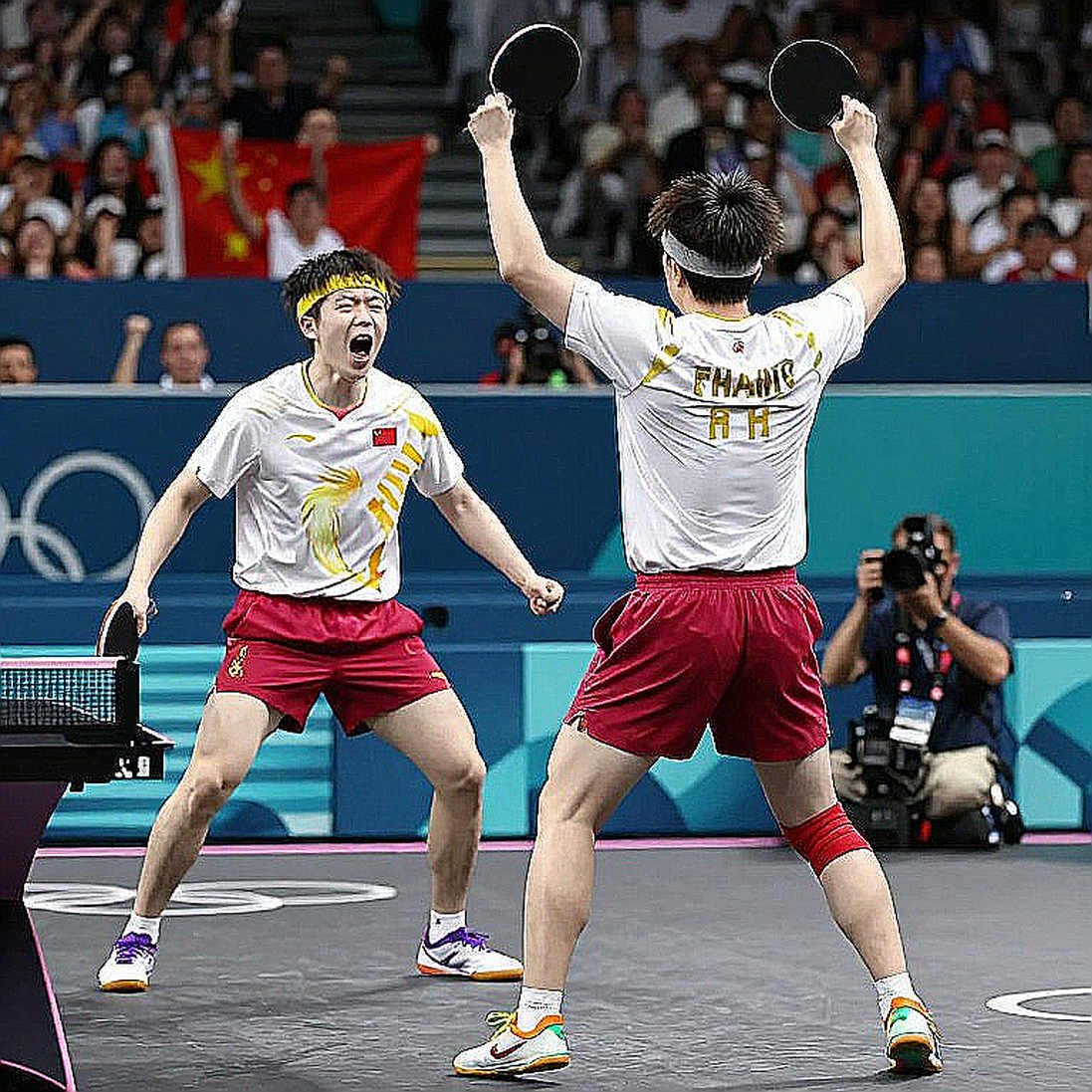 Bóng bàn Anh: Từ mái nhà 55+ đến đấu trường London 2026